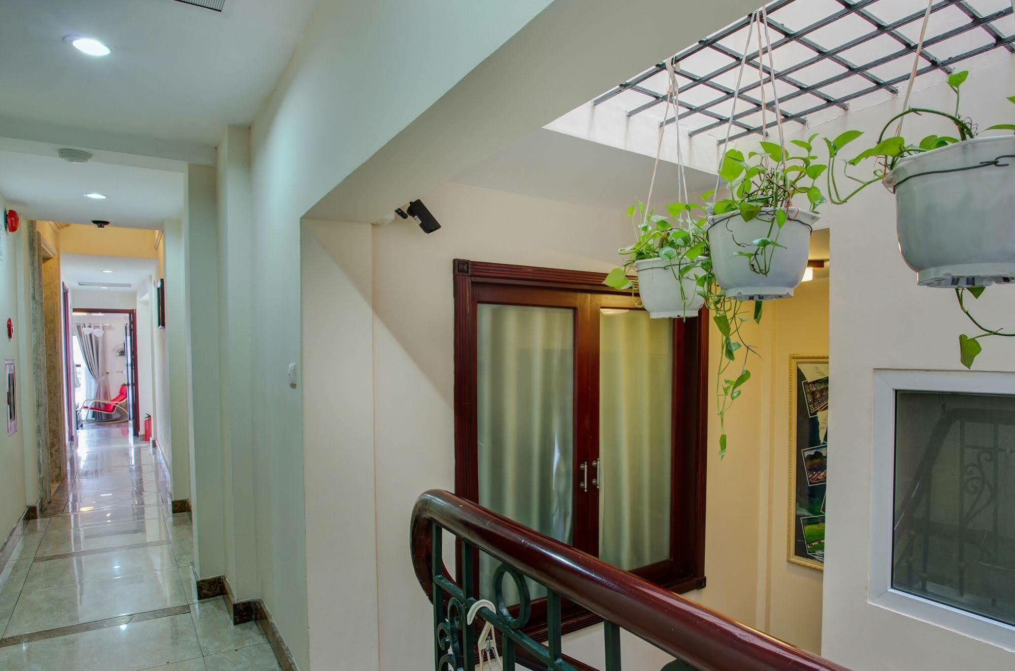 Luminous Viet Hotel Hanoi Exterior photo